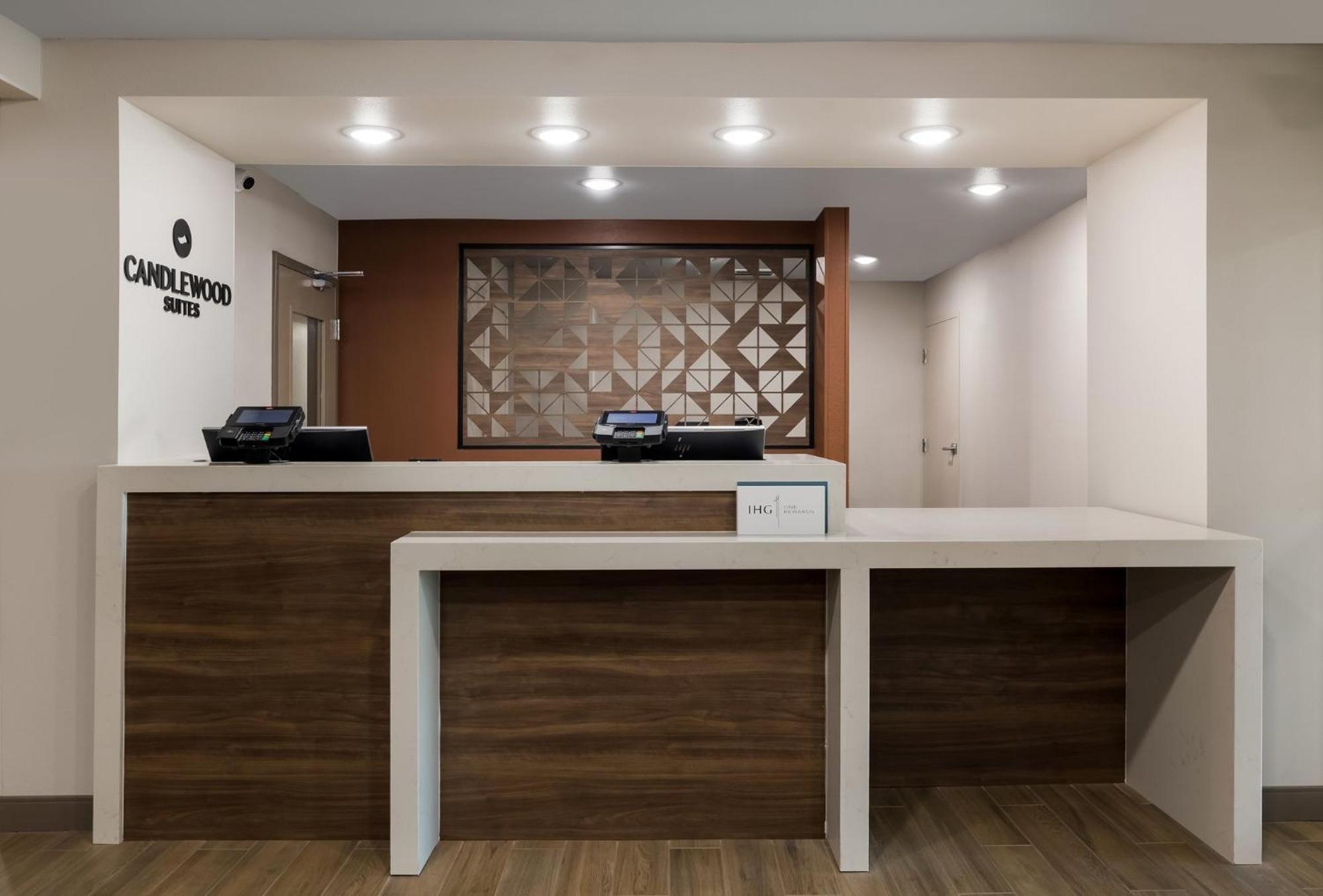 Candlewood Suites Lafayette - River Ranch By Ihg Екстериор снимка