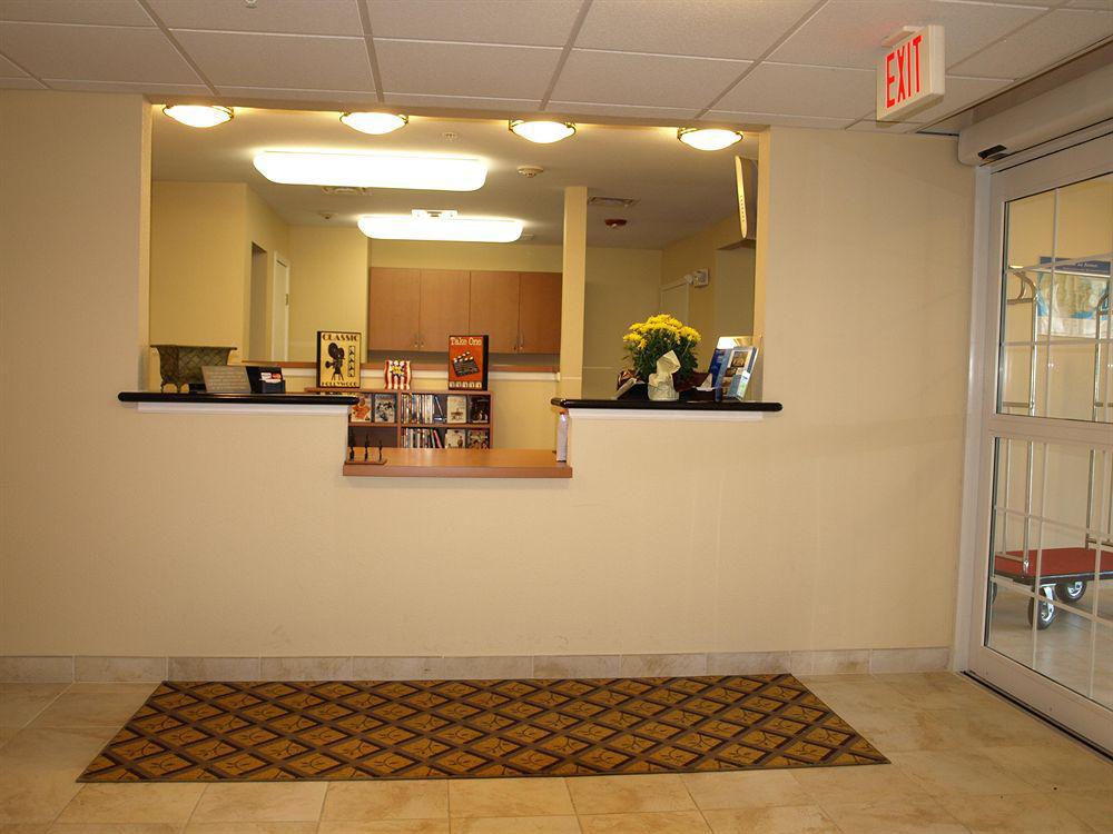 Candlewood Suites Lafayette - River Ranch By Ihg Интериор снимка